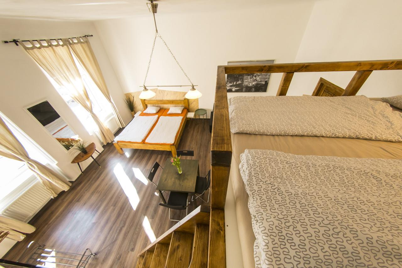 Freedom Rooms & Apartments Prague Exterior photo